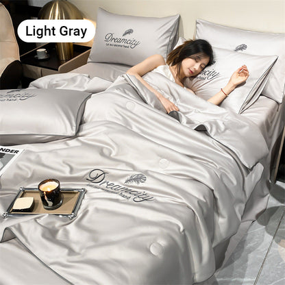 ⏳Time-Limited Special⏰Summer Simple Ice Silk Quilt❄️ Ultra Cool Anti-Sweat Thin Quilt, Machine Washable Bedding